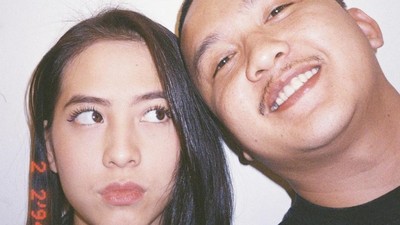 So Sweet, Ini 10 Gaya Pacaran Adhisty Zara dan Kakang Jurnalrisa