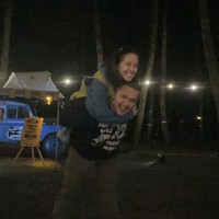 “terima kasih ya udah jadi orang yang selalu ngajarin aku apa itu sabar, dan pelan-pelan bawa aku jadi lebih kenal aku. makasih udah mau capek bolak balik bdg-jkt tiap minggu buat ketemu aku sesibuk apapun kamu,” tulis aktris kelahiran 21 Juni 2003 itu lewat akun Instagram @zaraadhsty. Foto: dok. Instagram @zaraadhsty