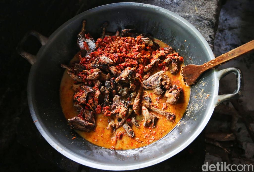ayam pedas ratinem
