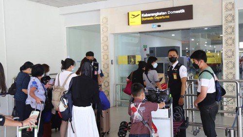 Bandara Internasional I Gusti Ngurah Rai Bali mulai menerapkan aturan perjalanan udara terbaru pada Rabu (18/5/2022).