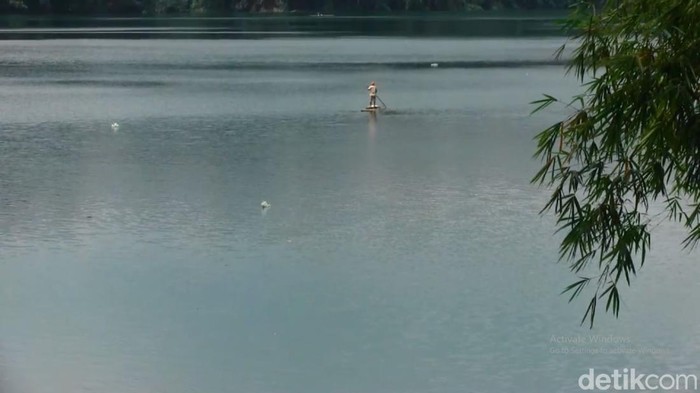 Danau Ranu Pakis Lumajang