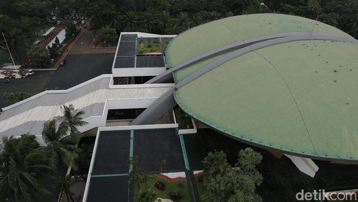 Suasana dome Gedung Nusantara DPR atau Gedung Kura-Kura di Kompleks Parlemen, Senayan, Jakarta, Kamis (19/5/2022).