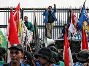 Babe Aldo Orasi di DPR, Singgung Indonesia Antek WHO-Bisnis Vaksin