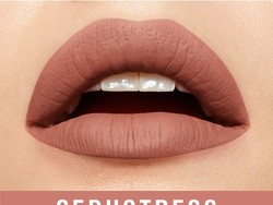 5 Cara Memilih Lipstik Warna Nude yang Cocok untuk Warna Kulit 5 Cara Memilih Lipstik Warna Nude yang Cocok untuk Warna Kulit