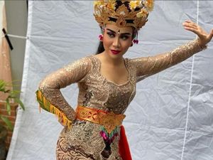 8 Foto Mayang Adik Vanessa Angel Jadi Gadis Bali, Manglingi Pakai Full Makeup