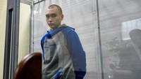 Shishimarin mengaku telah menembak seorang warga sipil tak bersenjata saat invasi di Ukraina. (REUTERS/Vladyslav Musiienko).