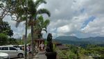 Potret Pesona Bukit Jambul di Karangasem Bali