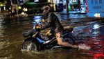 Potret Banjir di Bangkok Usai 10 Jam Diguyur Hujan Deras