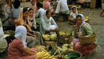 Nostalgia Yuk! Ini 10 Potret Jadul Pedagang Makanan Kaki Lima di Batavia