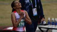 Odekta berhasil merebut medali emas setelah menempuh jarak sejauh 42 kilometer dan finis pertama dengan catatan waktu 2 jam 55 menit 27 detik.