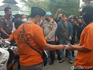 Oknum Polisi SA Perankan Terima Rp 20 Juta di Rumah Eks Kasatpol PP Makassar