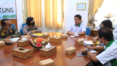 Tim Sapu Bersih (Saber) Pungutan Liar (Pungli) Kabupaten Klungkung mengadakan Rapat Kordinasi yang berlangsung di Ruang Rapat Kantor Bupati Klungkung, Rabu (18/5/2022).