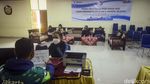 Orang Tua dan Wali Murid Datangi Posko PPDB di SMAN 70, Ada Apa?