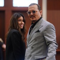 Tak heran jika performanya mendapat perhatian dari fans. Wanita yang lulus dari University of Southern California dengan predikat magna cum laude itu masuk dalam daftar One to Watch dari pengacara-pengacara terbaik AS. Foto: Getty Images