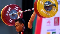 Eko mempertahankan tradisi emas angkat besi lewat total angkatan 290 kg. 