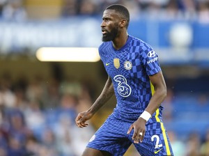 10 Pesepakbola Napas Badak, Ruediger Teratas
