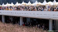 Digelar mulai hari ini, Jumat (20/5) hingga Minggu (22/5) mendatang, berburu kuliner di Allo Bank Festival sembari menyaksikan penampilan para musisi papan atas jadi pilihan menarik untuk isi waktu di akhir pekan.