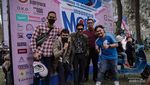 Keliling Bandung Naik Vespa Listrik, Seru Euy...