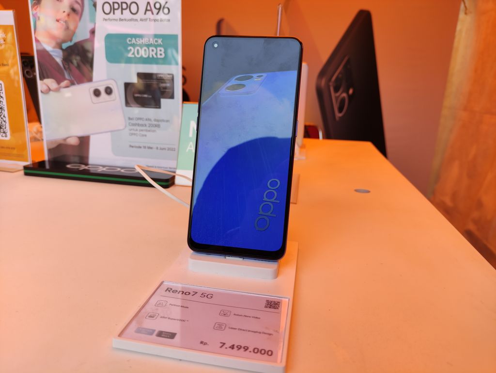 Booth OPPO di Allo Bank Festival