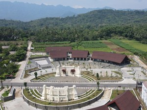Permudah Akses, Abipraya Tuntaskan Bangun 3 Gerbang Ikonik ke Borobudur