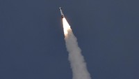 Kapsul Boeing CST-100 Starliner meluncur ke ruang angkasa dari Cape Canaveral, Florida, AS, pada Kamis (19/5) waktu setempat. Yuk, lihat foto peluncurannya.