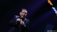 Menurut CT, naik dan turun harga saham merupakan hal yang biasa. Bahkan, untuk saham-saham perusahaan digital akhir-akhir ini memang sedang mengalami koreksi. Tapi menurutnya, saat ini saham Allo Bank tak banyak mengalami koreksi dan mampu rebound. Buktinya hari ini saham Allo Bank berkode BBHI kembali berada di zona hijau.