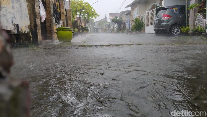 Hujan di Bangkalan
