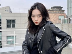 8 Potret Jiho Oh My Girl, Dituduh Lesbian dan Pacaran dengan Kim Shin Young