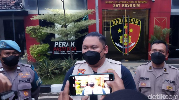 Kasatreskrim Polres Pelabuhan Tanjung Perak Surabaya AKP Arief Ryzki Wicaksana.