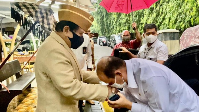 Kepala BNPT saat bertemu Hendropriyono (dok. Istimewa)