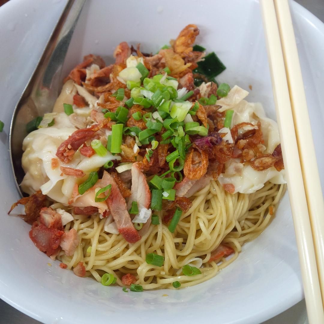 Kuliner Non Halal Medan, Ada Babi Panggang hingga Kwetiau Babi
