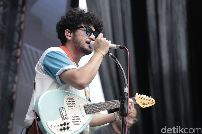 Kunto Aji Kunto Aji tampil di panggung Allo Bank Festival 2022 Day 1 pada Jumat (20/5/2022)