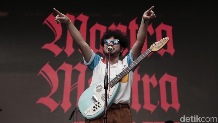 Kunto Aji Kunto Aji tampil di panggung Allo Bank Festival 2022 Day 1 pada Jumat (20/5/2022)