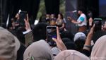 Kunto Aji Menggebrak Penonton Allo Bank Festival