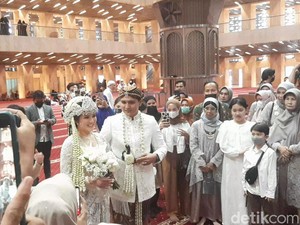 Ungkapan Bahagia Masayu Clara-Qausar Usai Resmi Jadi Suami Istri