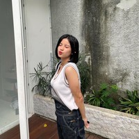 Melati eks JKT48 tidak setiap hari ikut terjun langsung berjualan nasi bakar. Aktivitas itu dilakukannya di sela-sela kesibukannya kuliah. Foto: dok. Instagram @melati.sesilia