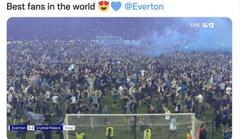 Euforia fans Everton penuh sukacita dan disebut sebagai fans terbaik dunia. Foto: Twitter