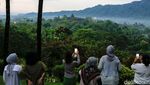 Menikmati Keindahan Candi Borobudur dari Bukit Dagi