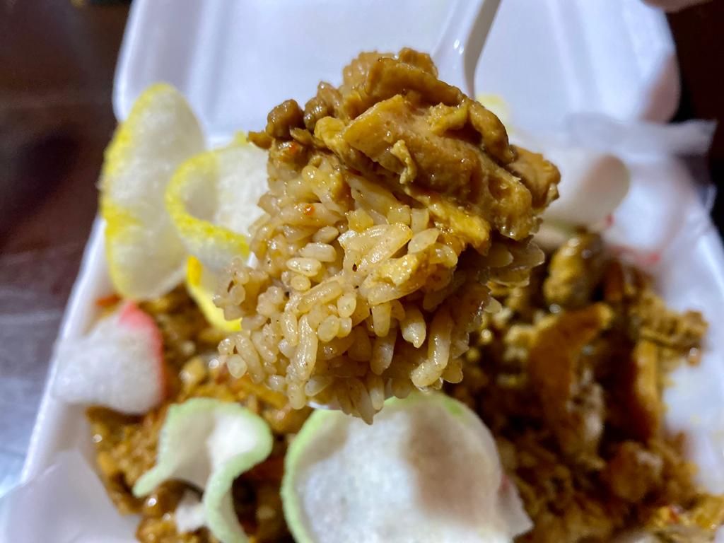 Nasi Goreng Rp 18.000 vs Rp 140.000, Mana yang Lebih Enak?