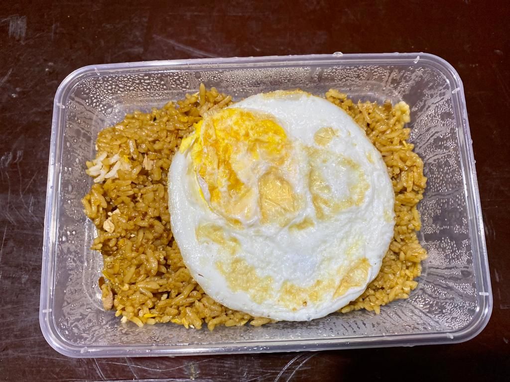 Nasi Goreng Rp 18.000 vs Rp 140.000, Mana yang Lebih Enak?