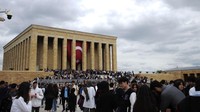 Untuk diketahui, Perang Kemerdekaan Turki dimulai pada 19 Mei 1919 hingga 24 Juli 1923 yang ditandai dengan Perjanjian Lausanne antara Turki dan Yunani. Pada 29 Oktober 1923, Turki menjadi negara berdaulat.
