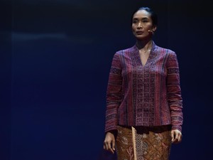 Lukisan Merekam Inggit Bongkar Perjalanan Istri Kedua Bung Karno