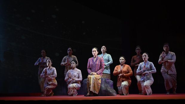 Pertunjukan Monolog Teater Musikal Inggit Garnasih di Ciputra Artpreneur Theater, Jakarta