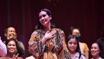Happy Salma Jadi Inggit Garnasih, Sukses Membius Penonton