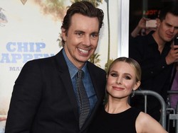 Kristen Bell Unggah Foto Anniversary Tuai Kritik, Disebut Singgung Korban KDRT