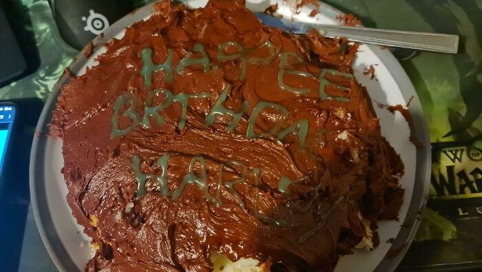 Saat Pria Memasak dan Jadinya Begini, Nafsu Makan atau Malah Mules?
