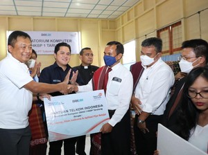 Telkom Hadirkan Digitalisasi Pendidikan 2 Sekolah di Sumatera Utara