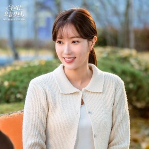 Bintang Woori the Virgin Ini Bikin Dua Stasiun TV Ribut, Ini Alasannya Bintang Woori the Virgin Ini Bikin Dua Stasiun TV Ribut, Ini Alasannya