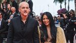 Anggun C Sasmi Glamor dengan Nuansa Emas di Cannes