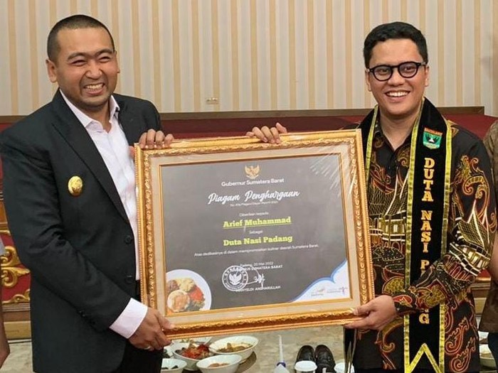 Arief Muhammad jadi duta Nasi Padang